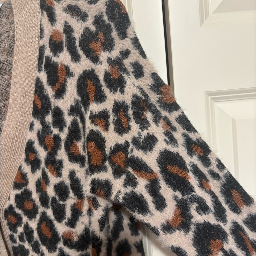 Time and Tru Animal Print Knit Sweater - Picture 9 of 9